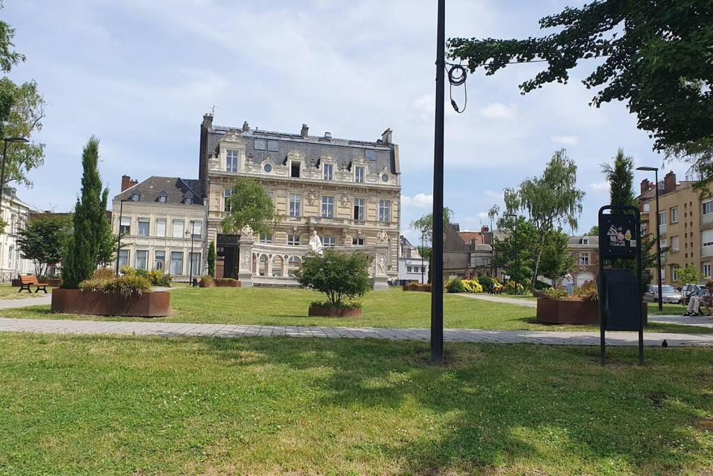 Appartement Hypercentre 301 +Wifi+Independant+ Cuisine Toilette Salle De Bain Privative Valenciennes Exterior foto