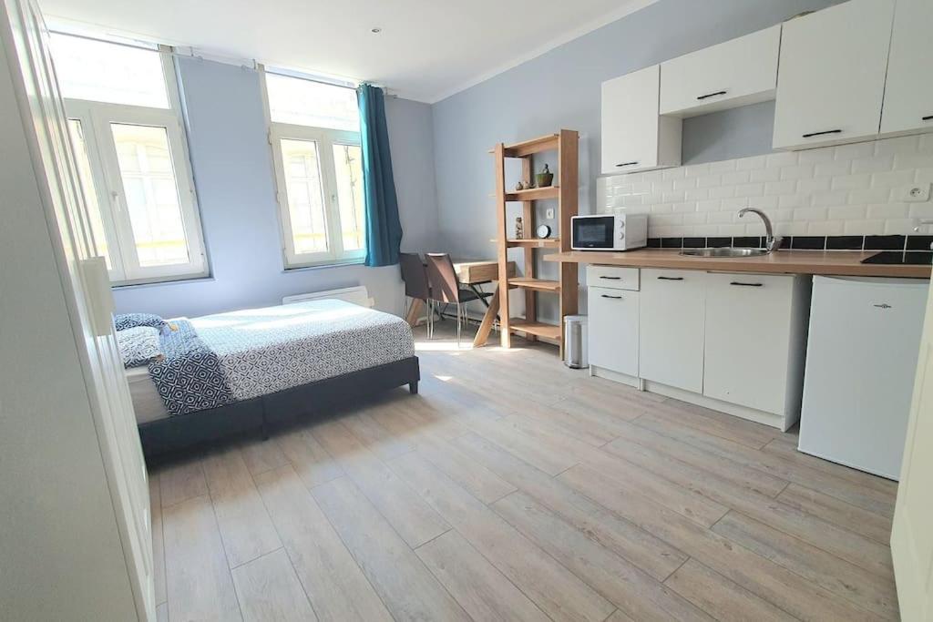 Appartement Hypercentre 301 +Wifi+Independant+ Cuisine Toilette Salle De Bain Privative Valenciennes Exterior foto