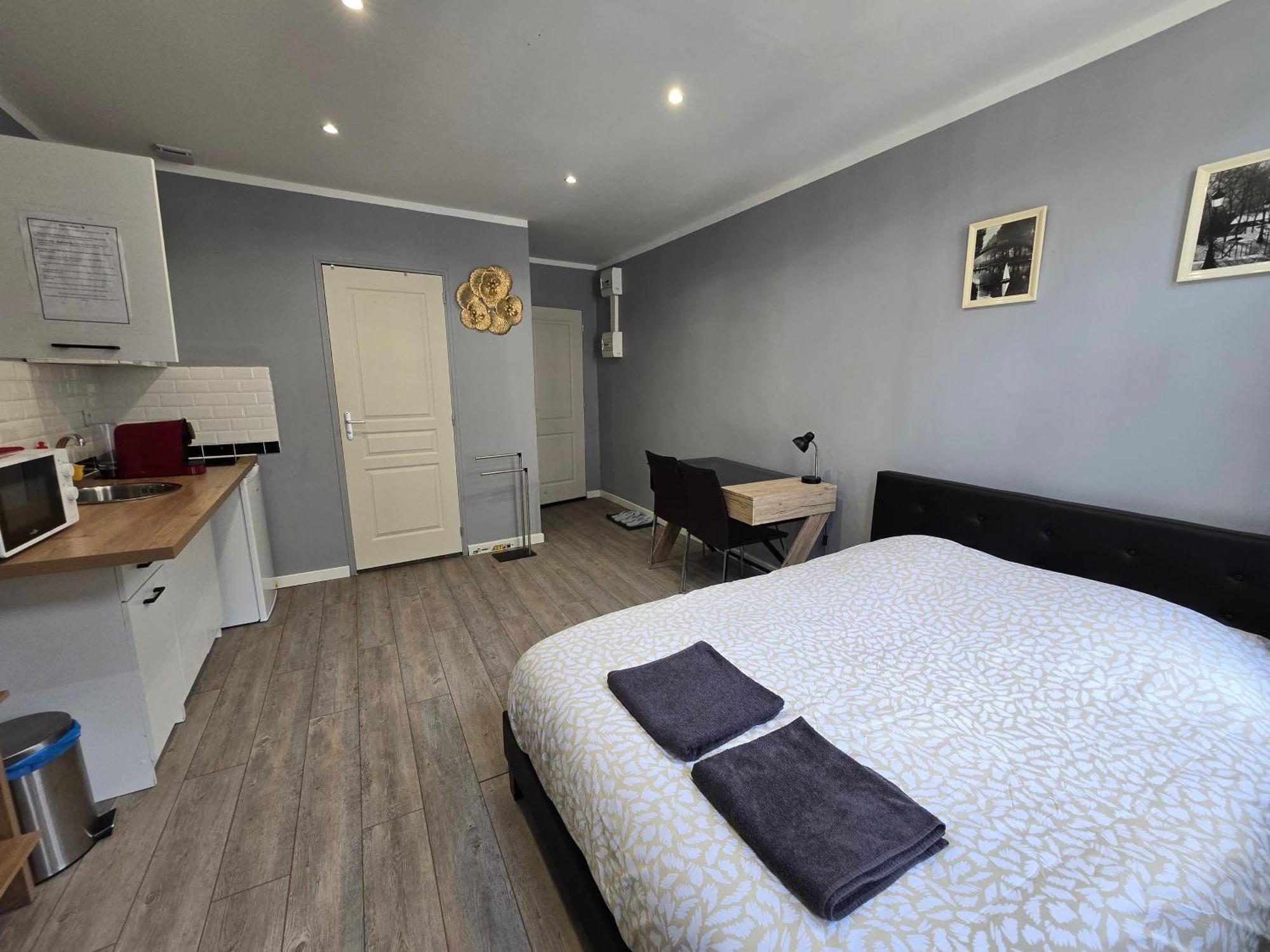 Appartement Hypercentre 301 +Wifi+Independant+ Cuisine Toilette Salle De Bain Privative Valenciennes Exterior foto