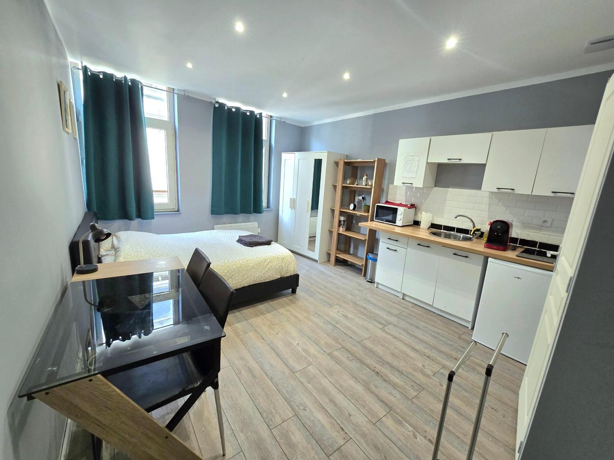 Appartement Hypercentre 301 +Wifi+Independant+ Cuisine Toilette Salle De Bain Privative Valenciennes Exterior foto